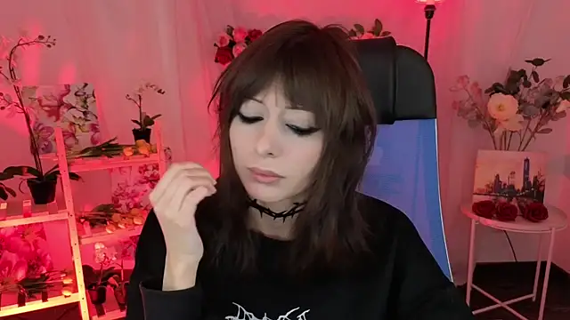 CrystallBloom online show from 01-14-26, 07:30