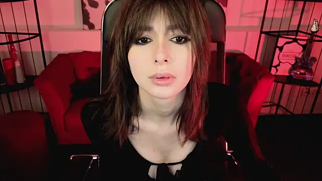 CrystallBloom online show from 04-21-26, 01:18