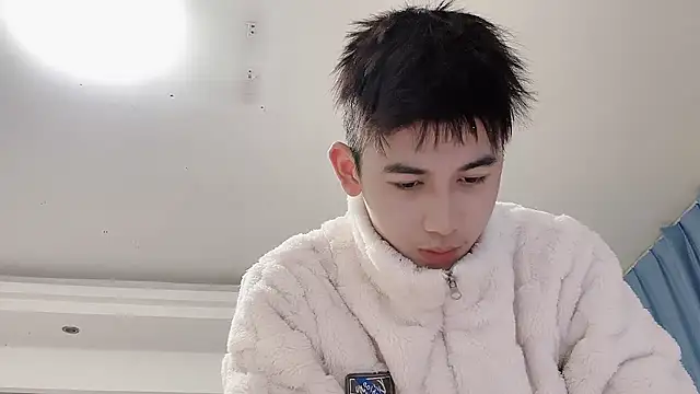 xiaojie2563 online show from 01-08-26, 11:45