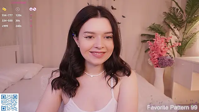 Snapshot of BlissHey chatting on 12-02-25, 03:18 BlissHey online show from 12-02-25, 03:18