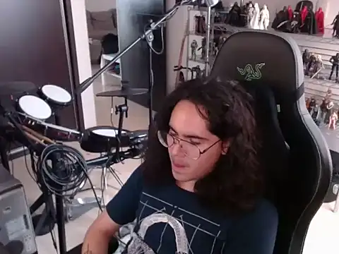 Snapshot of dorrey21 chatting on 09-22-25, 06:32 dorrey21 online show from 09-22-25, 06:32