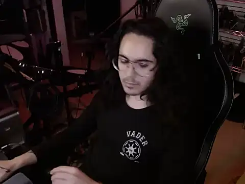 Snapshot of dorrey21 chatting on 11-07-25, 03:17 dorrey21 online show from 11-07-25, 03:17