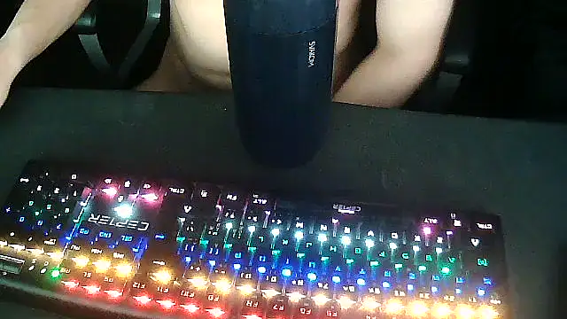 Snapshot of solooboy18 chatting on 11-30-25, 11:09 solooboy18 online show from 11-30-25, 11:09