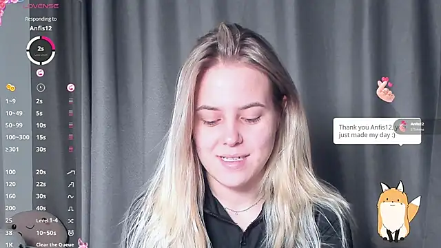 Snapshot of AngelAnty chatting on 10-26-25, 04:02 AngelAnty online show from 10-26-25, 04:02