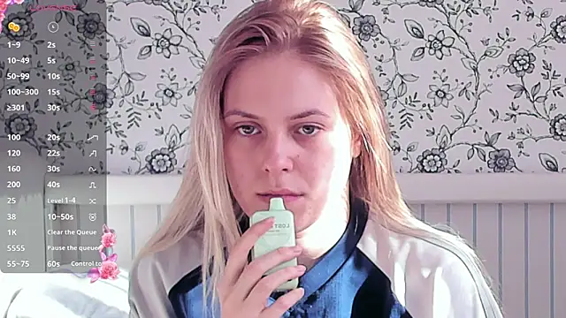 AngelAnty online show from 04-10-26, 01:16