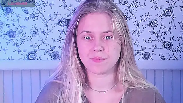 Snapshot of AngelAnty chatting on 07-06-26, 03:03 AngelAnty online show from 07-06-26, 03:03
