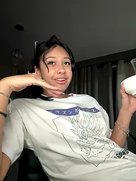 lynn9000 online show from 11-11-25, 07:52