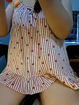 Bee sweet online show from 06-10-26, 02:56