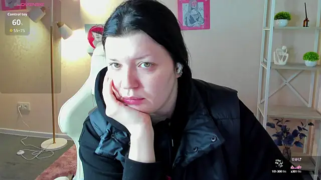 Michele Greenn online show from 09-10-25, 01:05