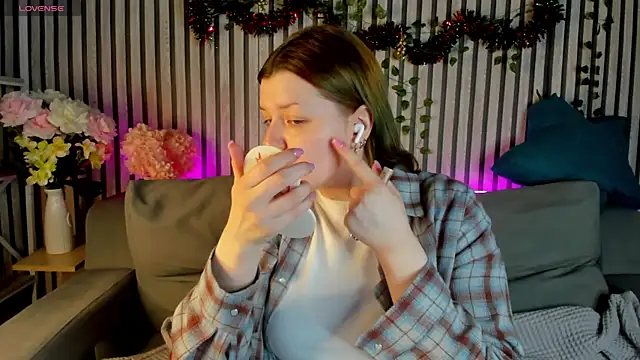 Michele Greenn online show from 01-12-26, 01:11