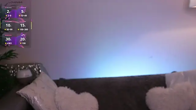 NovaHollisx online show from 10-06-25, 05:49