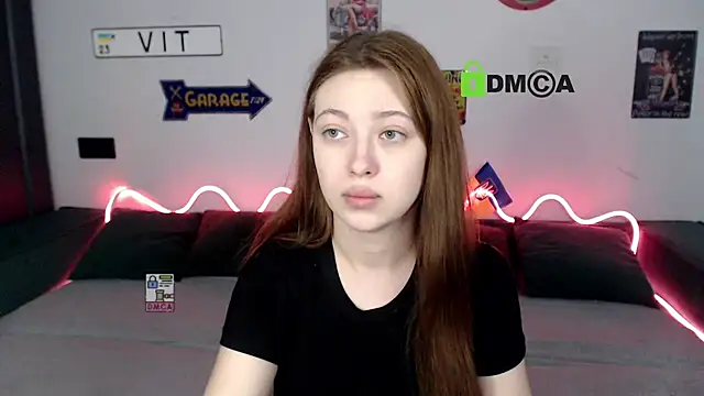 AmourLily online show from 06-25-26, 07:24