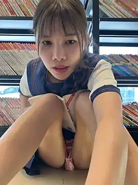 Snapshot of Adora188 chatting on 05-31-26, 07:37 Adora188 online show from 05-31-26, 07:37