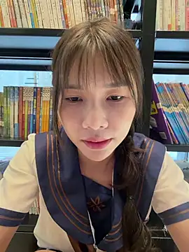 Snapshot of Adora188 chatting on 06-15-26, 12:24 Adora188 online show from 06-15-26, 12:24
