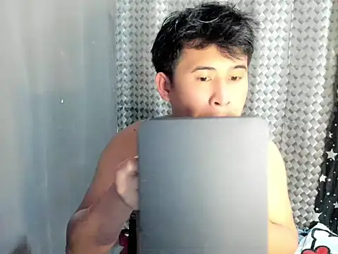 Snapshot of Adim-pinoy146 chatting on 06-02-26, 06:04 Adim-pinoy146 online show from 06-02-26, 06:04