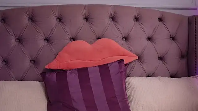 JenniferLovve online show from 07-06-26, 02:41