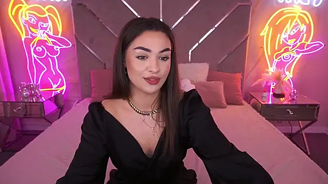 Snapshot of EricaSin chatting on 07-21-26, 01:46 EricaSin online show from 07-21-26, 01:46