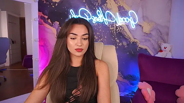 Snapshot of EricaSin chatting on 07-27-26, 01:51 EricaSin online show from 07-27-26, 01:51