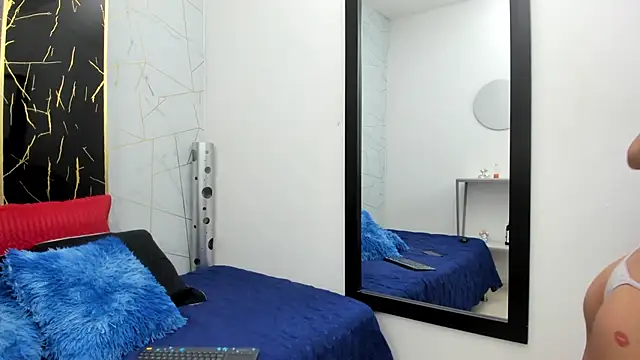 Snapshot of HannaHot_69 chatting on 10-05-25, 12:47 HannaHot 69 online show from 10-05-25, 12:47