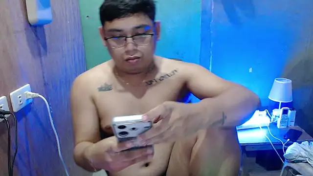 Snapshot of native_cummer chatting on 10-02-25, 05:42 native cummer online show from 10-02-25, 05:42