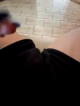 Snapshot of Annyloira chatting on 09-30-25, 11:59 Annyloira online show from 09-30-25, 11:59