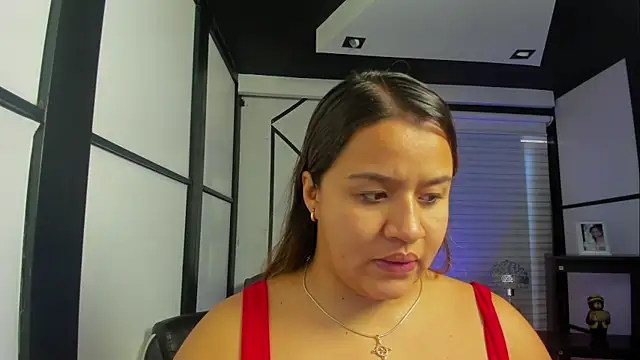 ElaBourn  online show from 10-19-25, 01:56