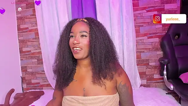 Brandy brown  online show from 02-19-26, 11:12