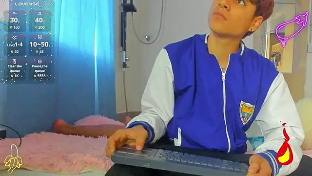 spicy adonhis online show from 10-27-25, 12:42