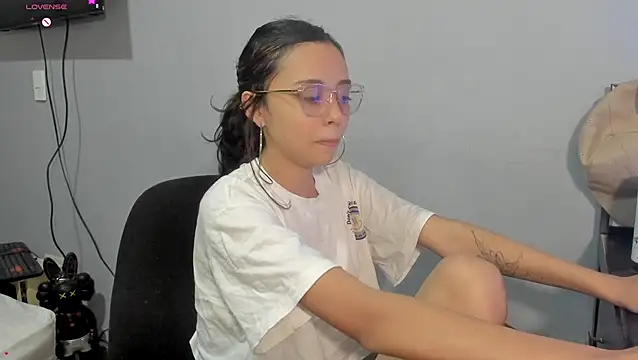 brisazanes online show from 07-18-26, 03:54
