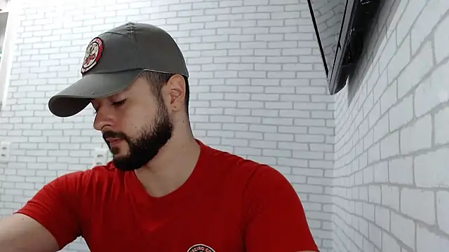 Snapshot of BombeiroHotx chatting on 09-18-25, 10:56 BombeiroHotx online show from 09-18-25, 10:56