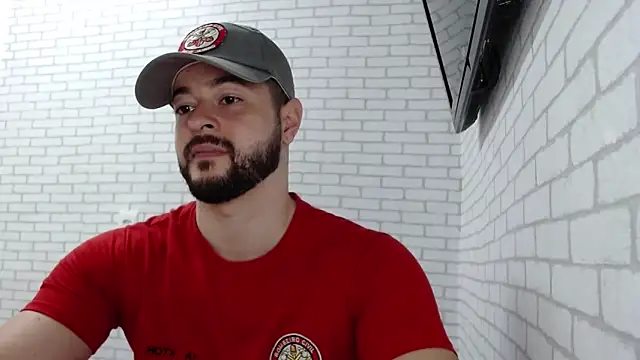 Snapshot of BombeiroHotx chatting on 10-11-25, 07:12 BombeiroHotx online show from 10-11-25, 07:12