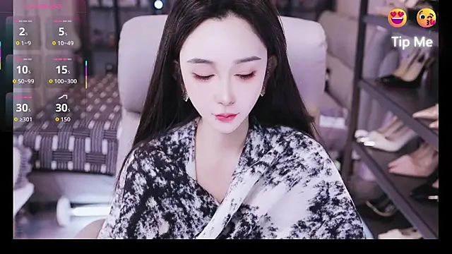 kelariy online show from 12-22-25, 01:08