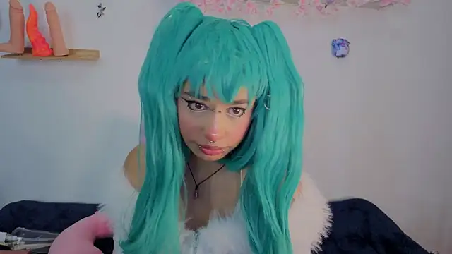 Snapshot of zoelight18 chatting on 10-31-25, 11:44 zoelight18 online show from 10-31-25, 11:44