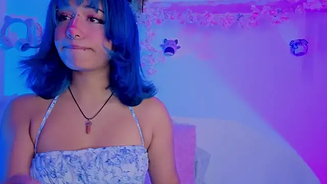 Snapshot of zoelight18 chatting on 01-15-26, 08:12 zoelight18 online show from 01-15-26, 08:12