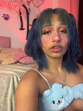 Snapshot of zoelight18 chatting on 02-15-26, 07:51 zoelight18 online show from 02-15-26, 07:51