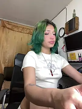 zoelight18 online show from 07-04-26, 02:40