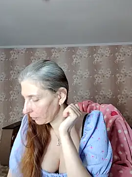 CandiCole online show from 06-27-26, 05:56