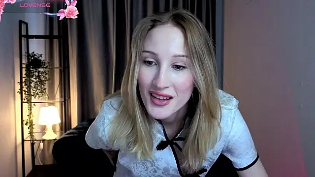 BiancaHelo online show from 10-09-25, 02:26