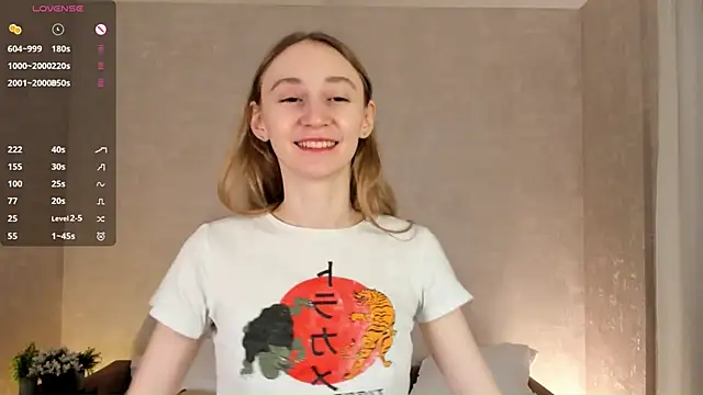 BeatrixHiett online show from 10-18-25, 02:47