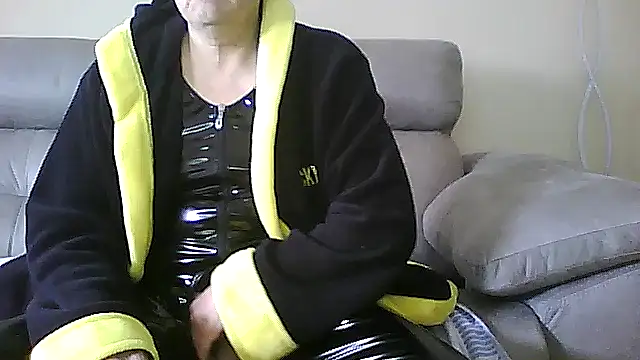 geli45 online show from 04-12-26, 10:09