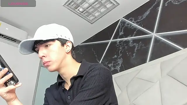 AerumChae online show from 06-06-26, 12:32