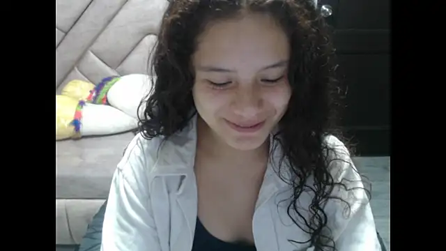 Velvet Moon V online show from 10-25-25, 01:07