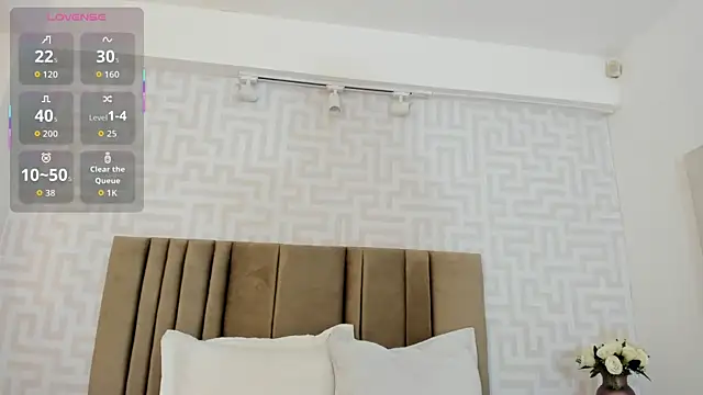 naishaa  online show from 02-10-26, 06:56