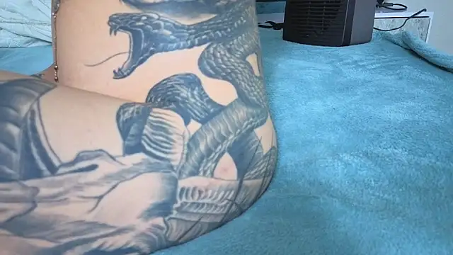 Emma Foxi online show from 04-19-26, 06:10