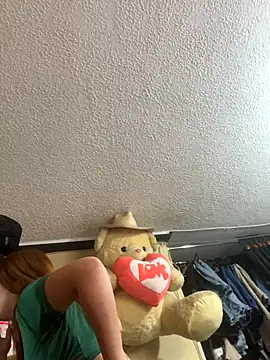 Snapshot of brissa_0 chatting on 09-19-25, 07:03 brissa 0 online show from 09-19-25, 07:03