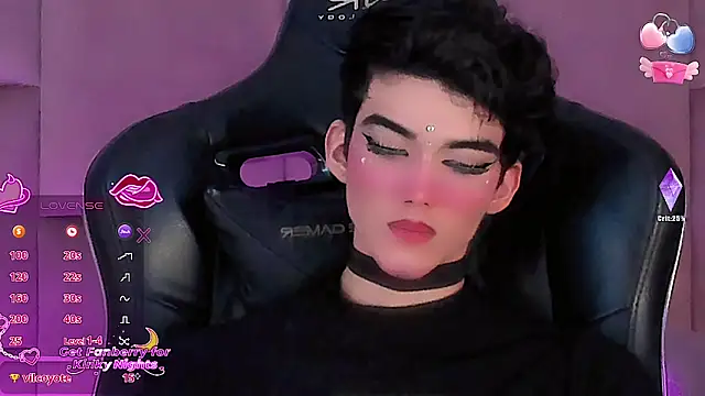 Baby FenixTS online show from 11-23-25, 07:35