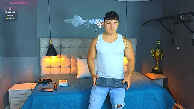 Horny nick18 online show from 10-20-25, 12:38