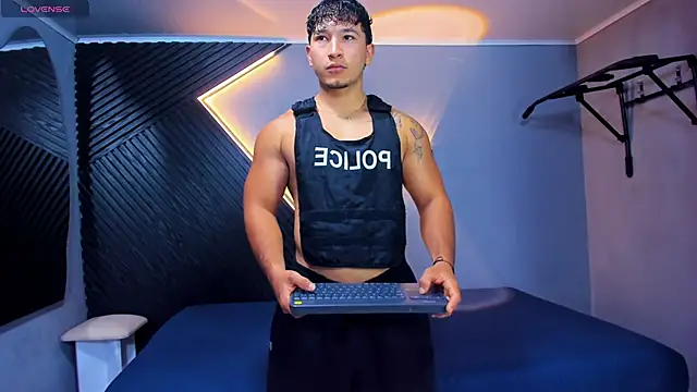 Horny nick18 online show from 04-10-26, 10:20