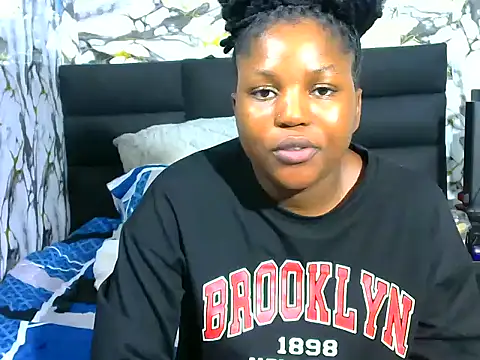 SweetHoney21  online show from 03-05-26, 05:09