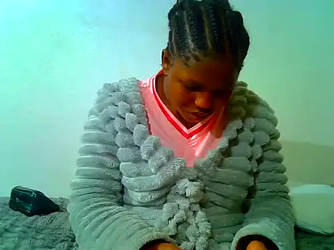 Snapshot of SweetHoney21_ chatting on 06-10-26, 06:45 SweetHoney21 online show from 06-10-26, 06:45